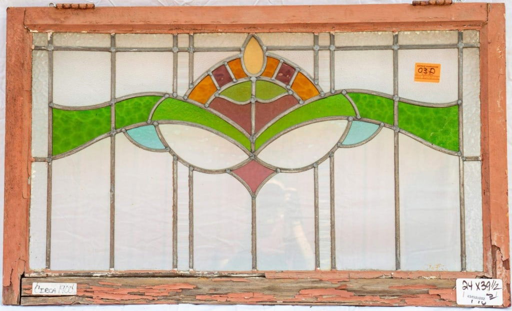 FRENCH ART NOUVEAU STAINED GLASS PANEL: French Art Nouveau stained glass panel composed of multicolored stained glass in a floral motif. Approximate dimensions: h. 24", w. 39.5" Disclaimer: This is an online court ordered bankruptcy sale. P