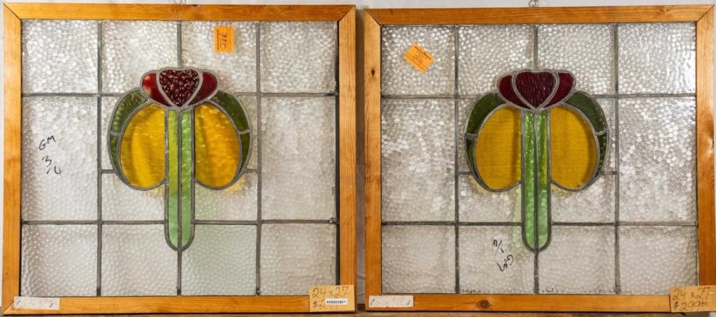 PAIR OF FRENCH ART NOUVEAU STAINED GLASS PANELS: Pair of French Art Nouveau stained glass panels with floral medallions. Approximate dimensions: h. 24", w. 27" Disclaimer: This is an online court ordered bankruptcy sale. Participating bidders must h