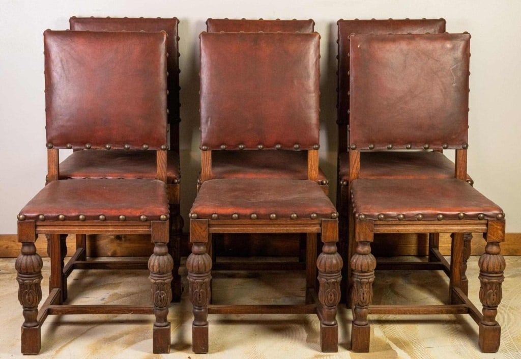 SET OF 6 ENGLISH JACOBEAN STYLE OAK CHAIRS (1 of 4)