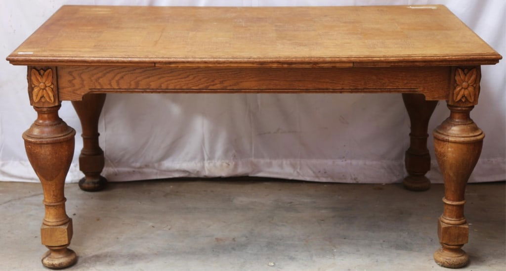 ENGLISH JACOBEAN STYLE OAK PUB TABLE (1 of 5)