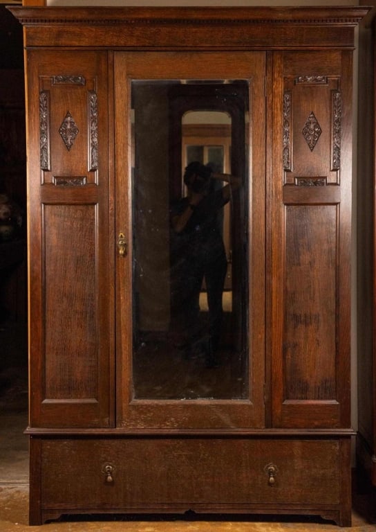 FRENCH ART NOUVEAU OAK ARMOIRE (1 of 3)