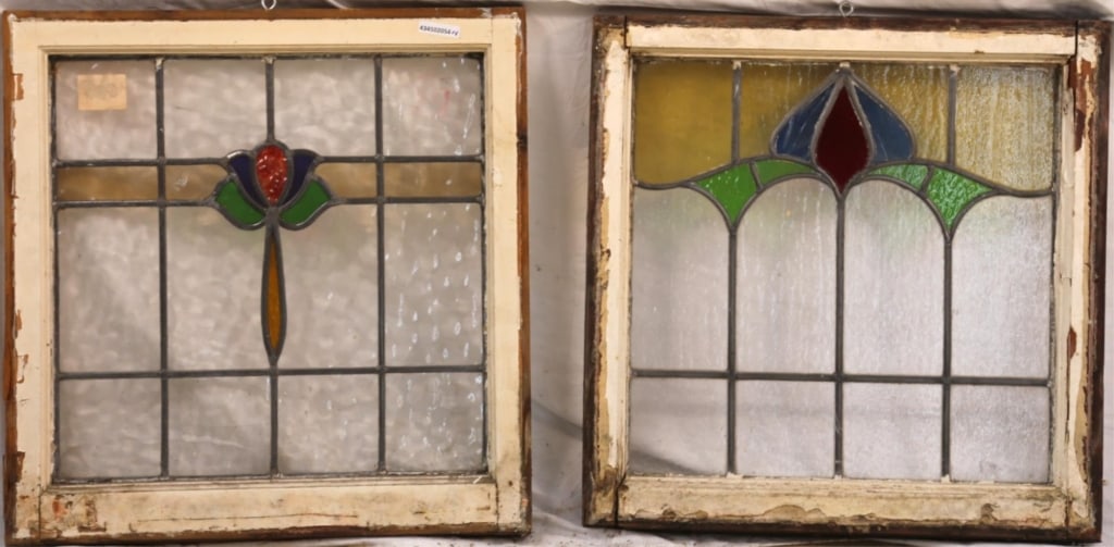 PAIR OF ANTIQUE CONTINENTAL STAINED GLASS PANELS (1 of 3)