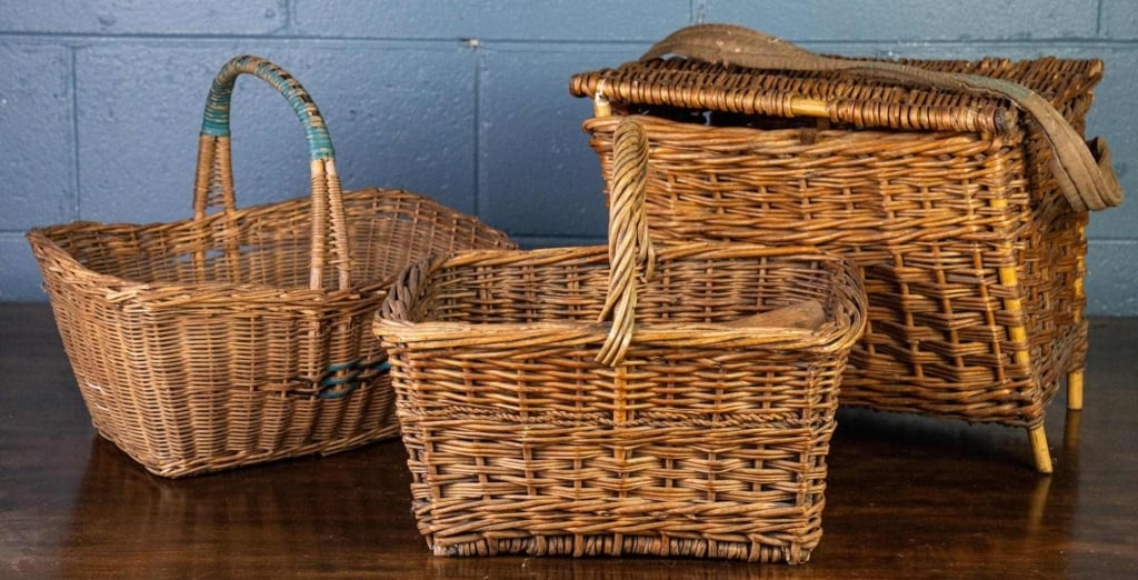 THREE HAND-WOVEN WICKER BASKETS (1 of 3)