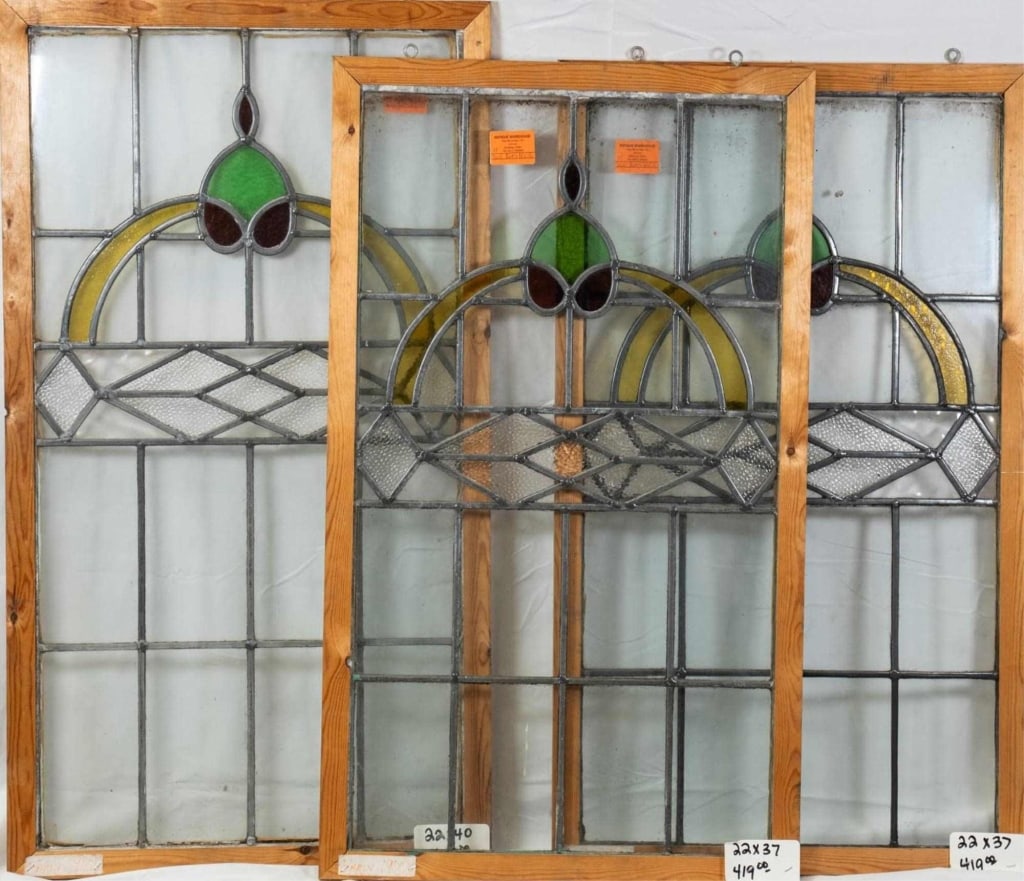SET OF THREE CONTINENTAL STAINED GLASS PANELS (1 of 5)