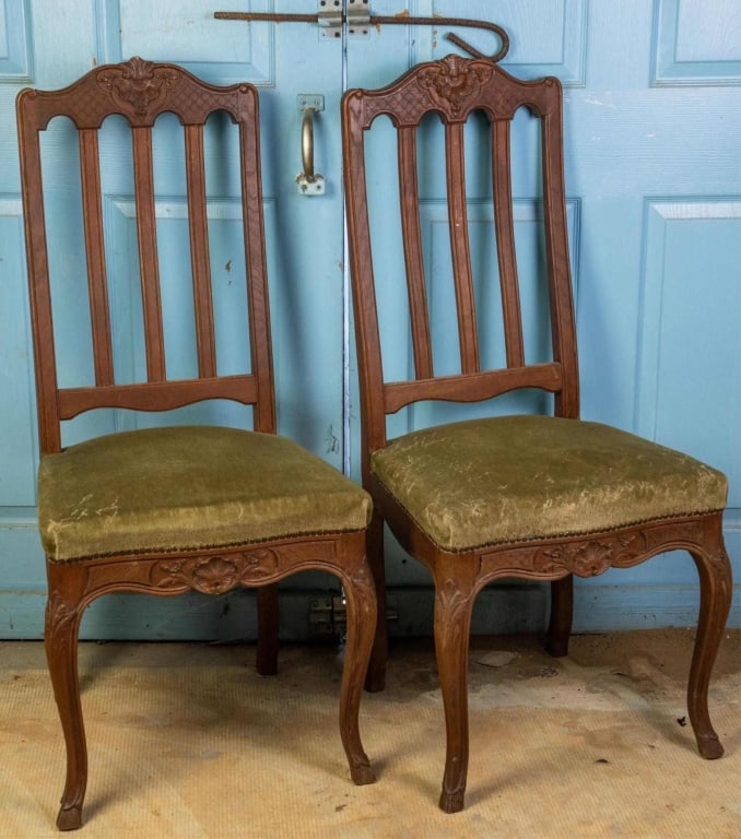 PAIR OF FRENCH OAK SIDE CHAIRS: Pair of French oak side chairs with cabriole legs and nailhead trim accents. Approximate dimensions: h. 41", w. 19", d. 18" Disclaimer: This is an online court ordered bankruptcy sale. Participating b