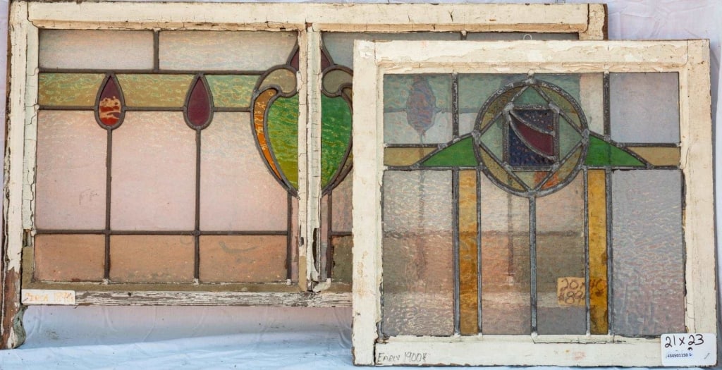 TWO FRENCH ART NOUVEAU STAINED GLASS PANELS: Two French Art Nouveau stained glass panels, one with a heart-shaped medallion. Approximate dimensions: h. 20", w. 40" Disclaimer: This is an online court ordered bankruptcy sale. Participating bidder