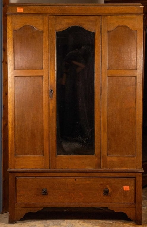 ENGLISH OAK MIRRORED WARDROBE (1 of 4)