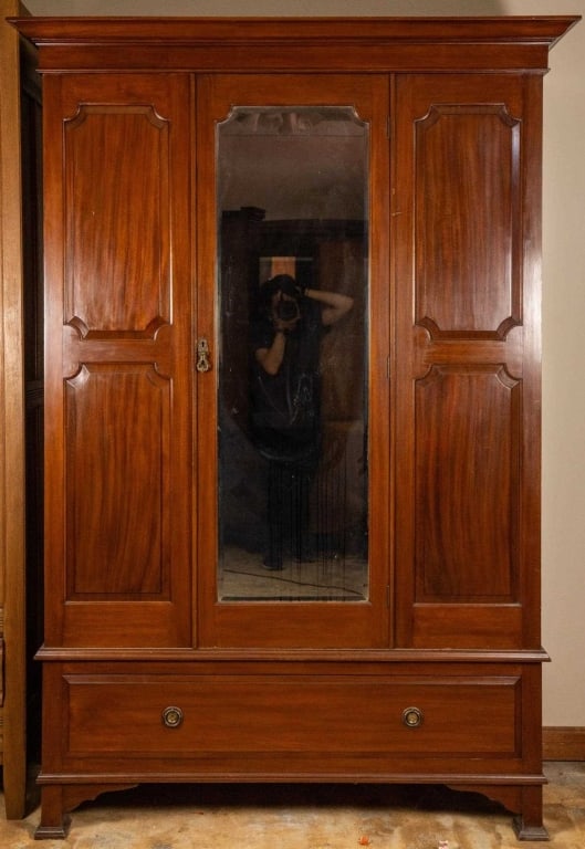 ENGLISH MAHOGANY MIRRORED WARDROBE (1 of 3)