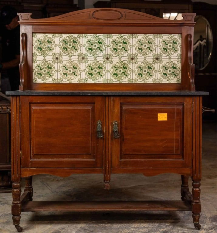 19TH C. ENGLISH MARBLE TOP WASHSTAND (1 of 4)