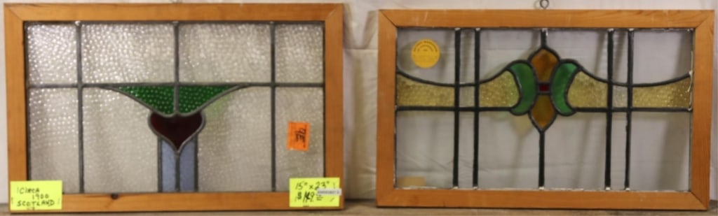 TWO ANTIQUE SCOTTISH STAINED GLASS PANELS (1 of 3)