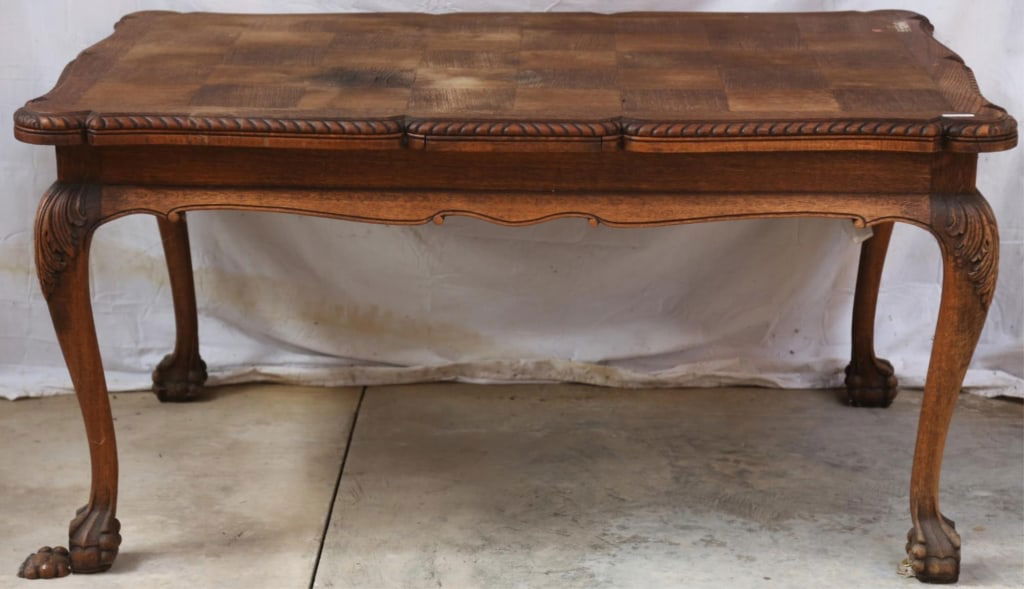 ENGLISH CHIPPENDALE STYLE HAND CARVED OAK DINING T (1 of 4)