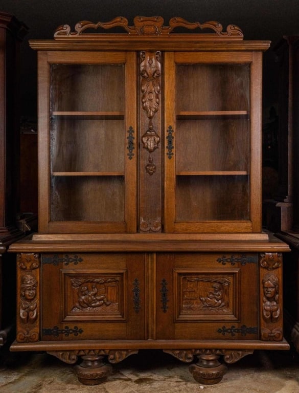 FRENCH CARVED OAK VITRINE (1 of 4)