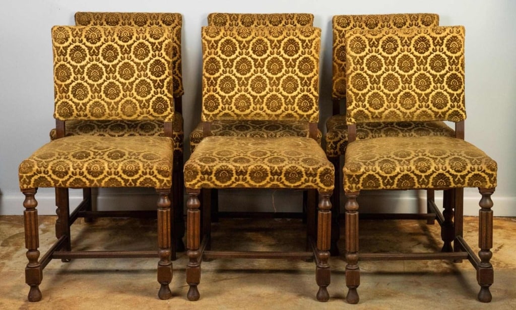 SET OF 6 19TH C. FLEMISH JACOBEAN STYLE OAK CHAIRS (1 of 3)