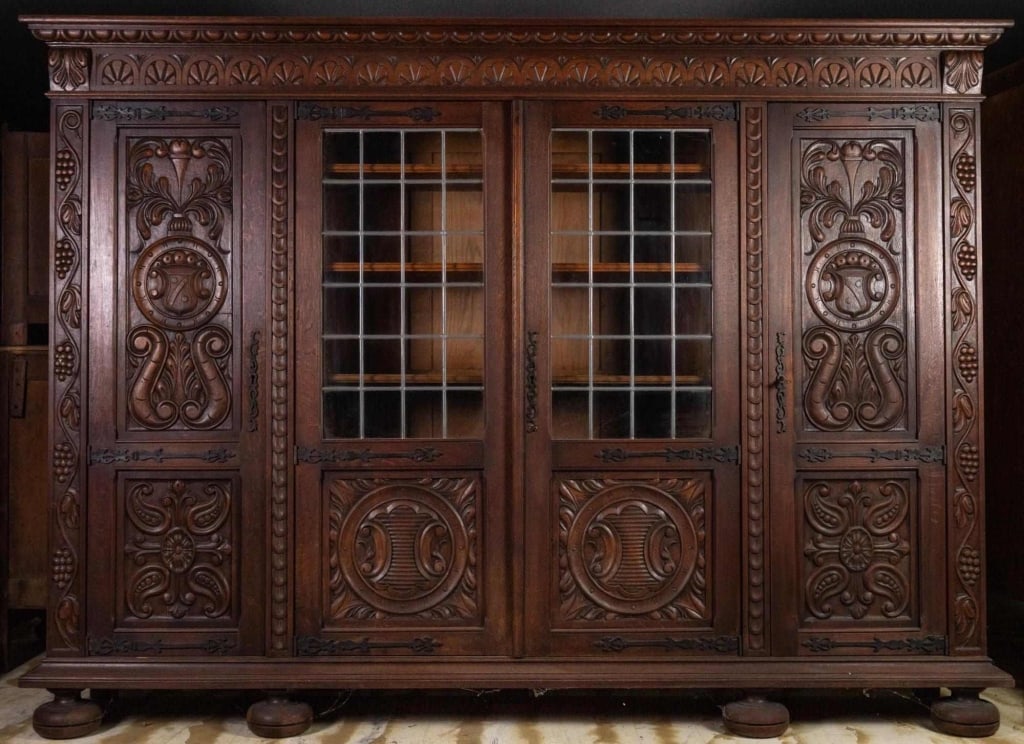 MONUMENTAL FRENCH RENAISSANCE STYLE BOOKCASE (1 of 5)