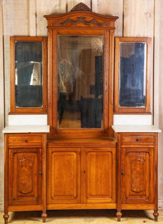 FRENCH OAK PARQUETRY TRIPLE VANITY (1 of 4)