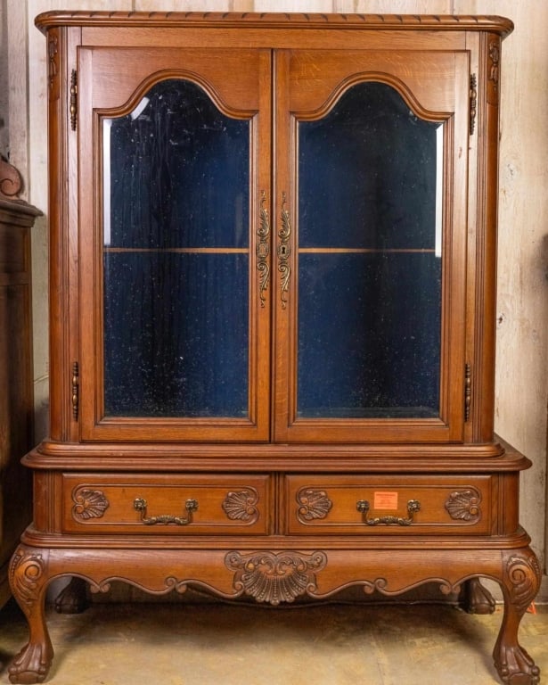 FRENCH CHIPPENDALE STYLE VITRINE CABINET (1 of 4)