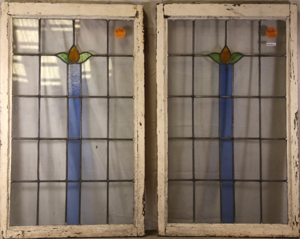 PAIR OF ANTIQUE CONTINENTAL STAINED GLASS PANELS (1 of 2)