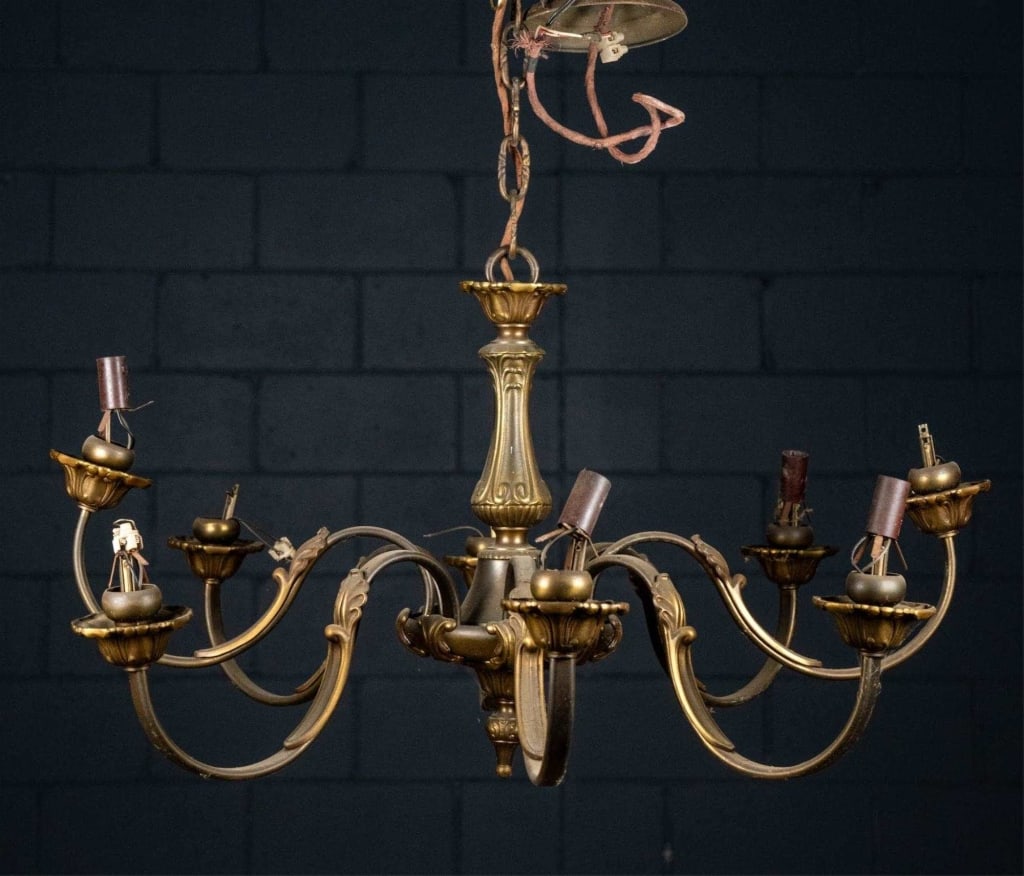 ANTIQUE FRENCH 8-LIGHT BRASS CHANDELIER (1 of 3)