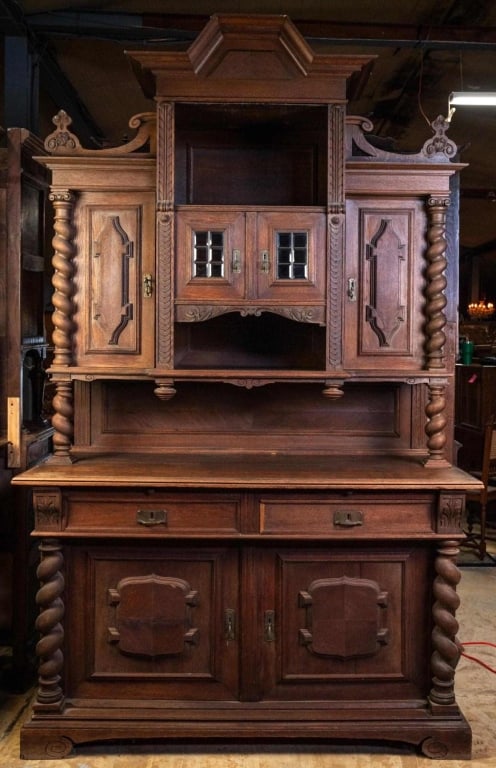 MONUMENTAL ENGLISH OAK BRALEY TWIST SERVER (1 of 4)