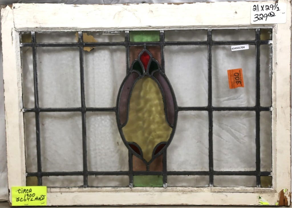 ANTIQUE SCOTTISH STAINED GLASS PANEL (1 of 2)