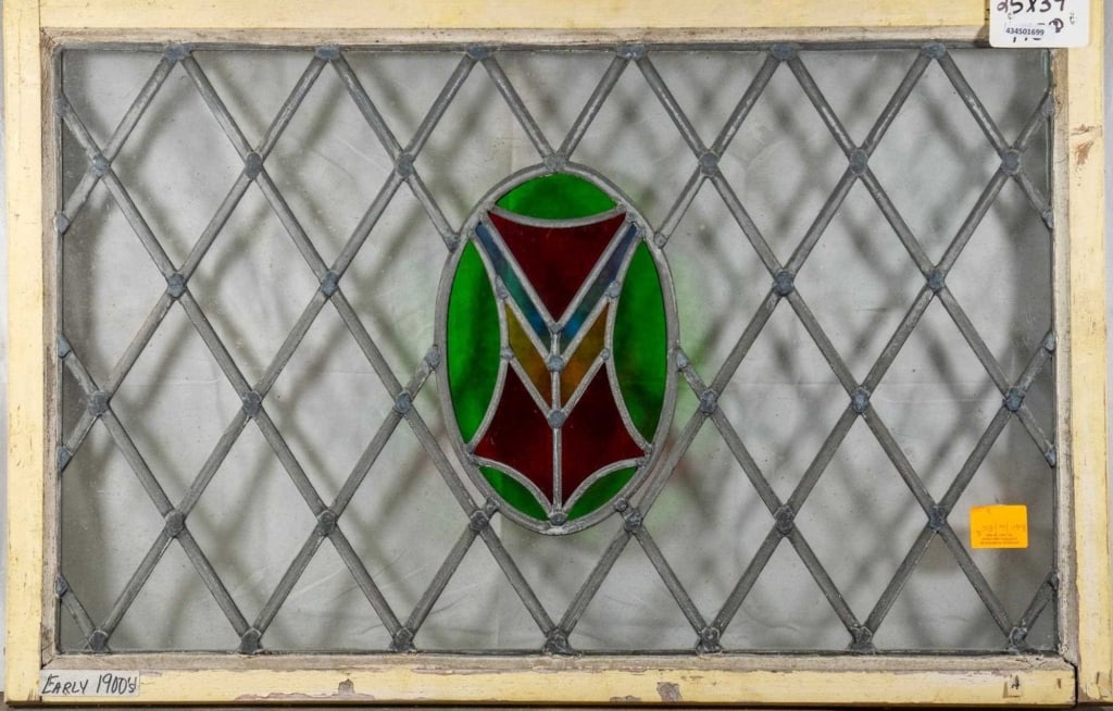 ANTIQUE CONTINENTAL STAINED GLASS PANEL: Antique Continental stained glass panel. Approximate dimensions: h. 25", w. 39" Disclaimer: This is an online court ordered bankruptcy sale. Participating bidders must have a credit card on file with