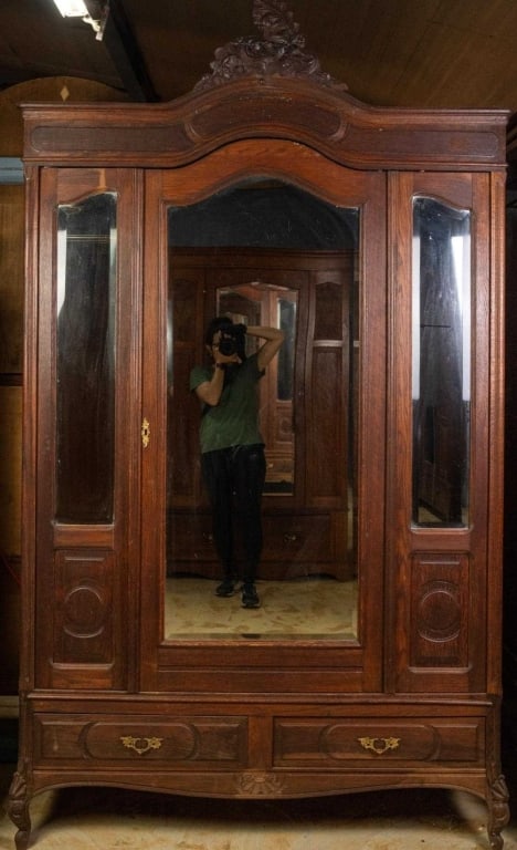 FRENCH OAK TRIPLE MIRROR ARMOIRE (1 of 4)