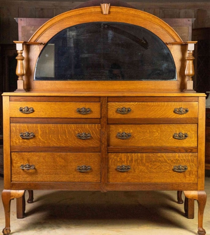 ENGLISH QUEEN ANNE STYLE BUFFET: English Queen Anne style buffet with beveled mirror and Queen Anne legs. Approximate dimensions: h. 58", w. 66", d. 23" Disclaimer: This is an online court ordered bankruptcy sale. Participating bidde