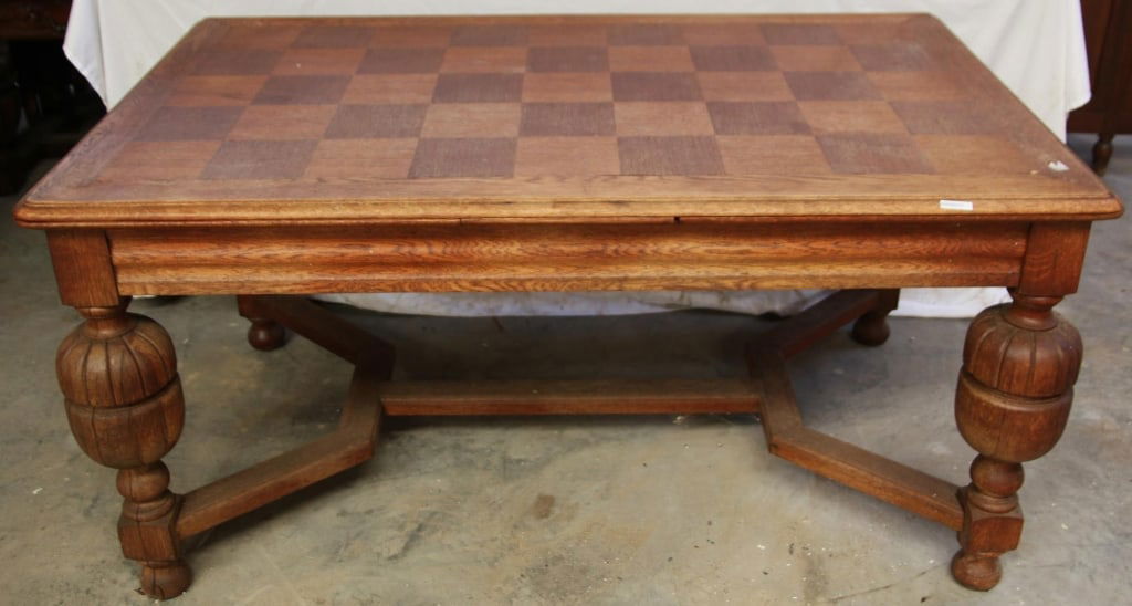ENGLISH OAK MARQUETRY TABLE (1 of 5)