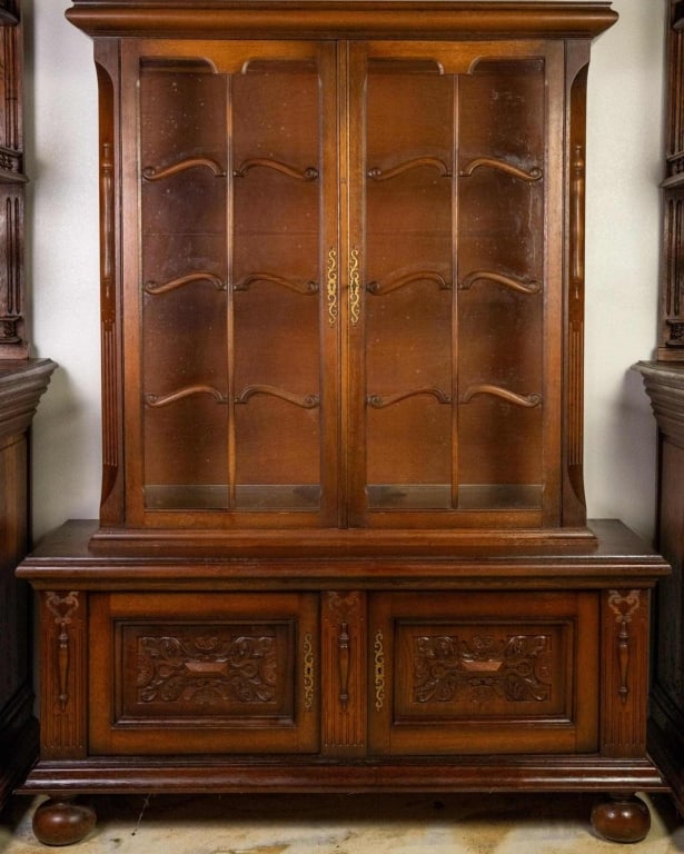 FRENCH CARVED OAK VITRINE CABINET (1 of 4)