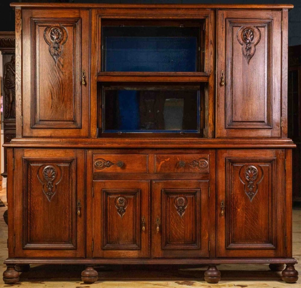 FRENCH OAK BAR CABINET (1 of 4)