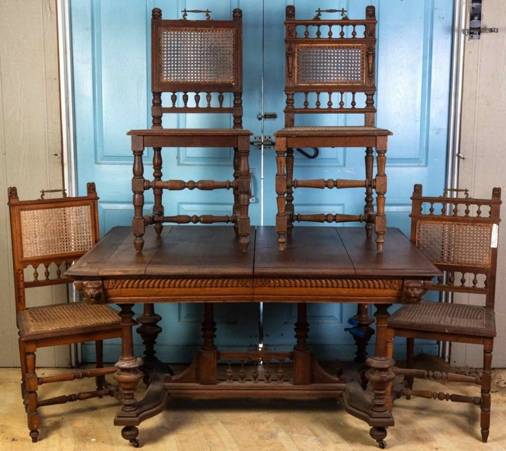 19TH C. FRENCH RENAISSANCE STYLE CARVED TABLE & 4 (1 of 8)