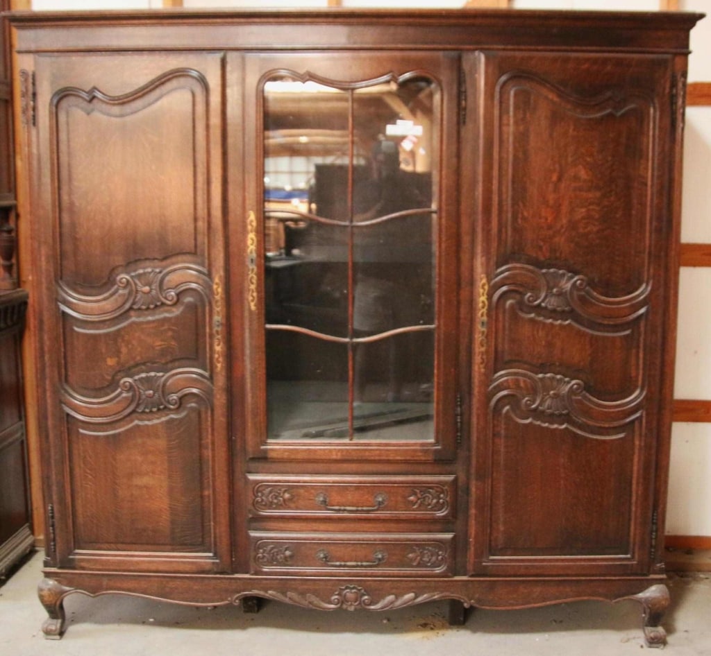 FRENCH COUNTRY STYLE ARMOIRE (1 of 3)