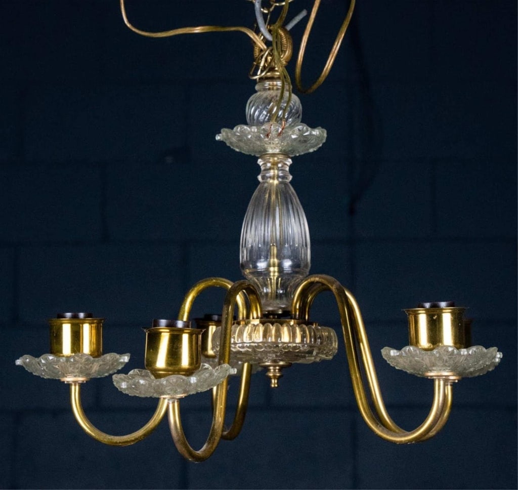 5-LIGHT BRASS & CRYSTAL DECORATIVE CHANDELIER (1 of 3)