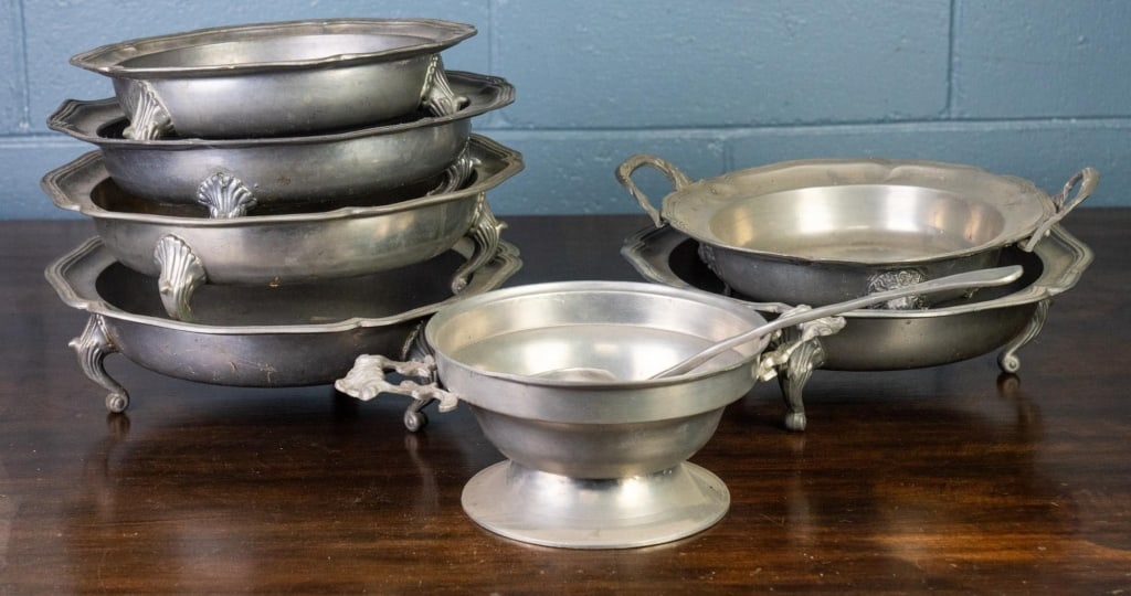 8 PEWTER TABLE ARTICLES (1 of 6)