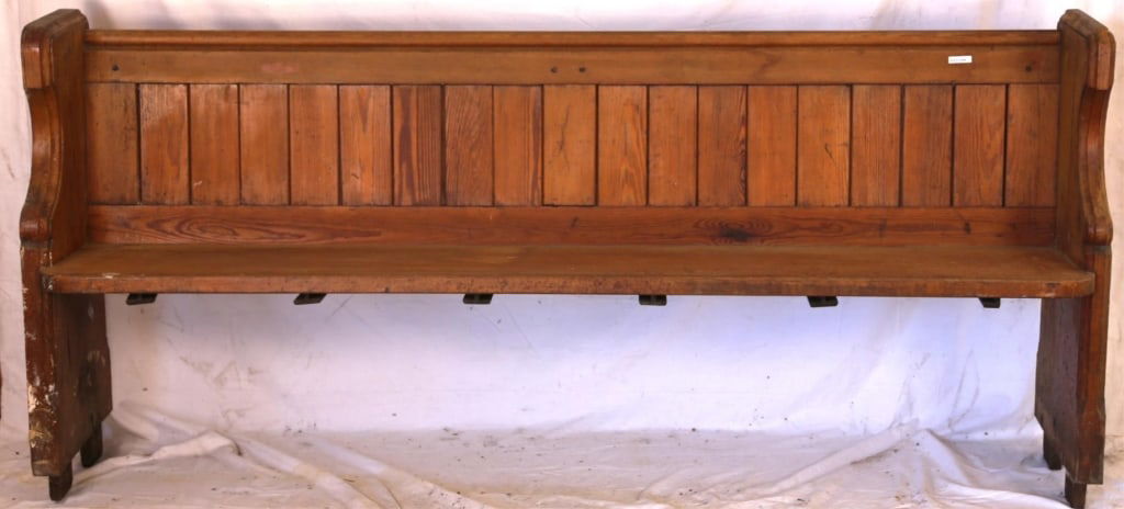 AMERICAN OAK CHURCH PEW (1 of 2)