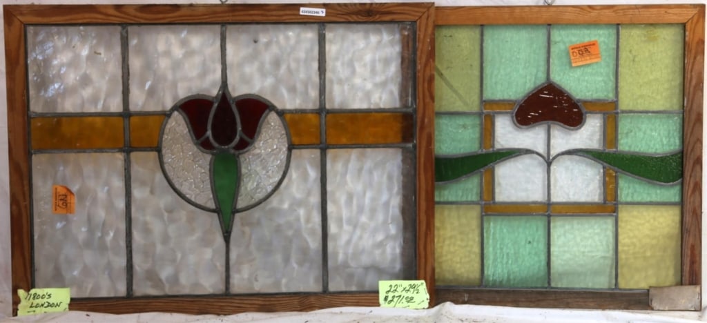 PAIR OF ENGLISH STAINED GLASS PANELS: Pair of English stained glass panels with floral medallions. Approximate dimensions: h. 22.5", w. 29.5" Disclaimer: This is an online court ordered bankruptcy sale. Participating bidders must have a c