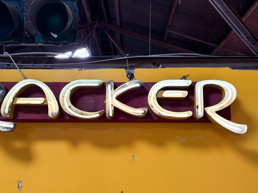 VINTAGE FIRECRACKER NEON SIGN - 2