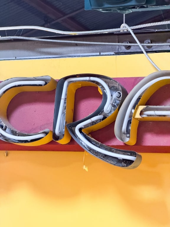VINTAGE FIRECRACKER NEON SIGN - 7