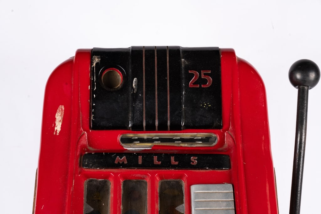 REPRODUCTION MILLS 25-CENT SLOT MACHINE - 3