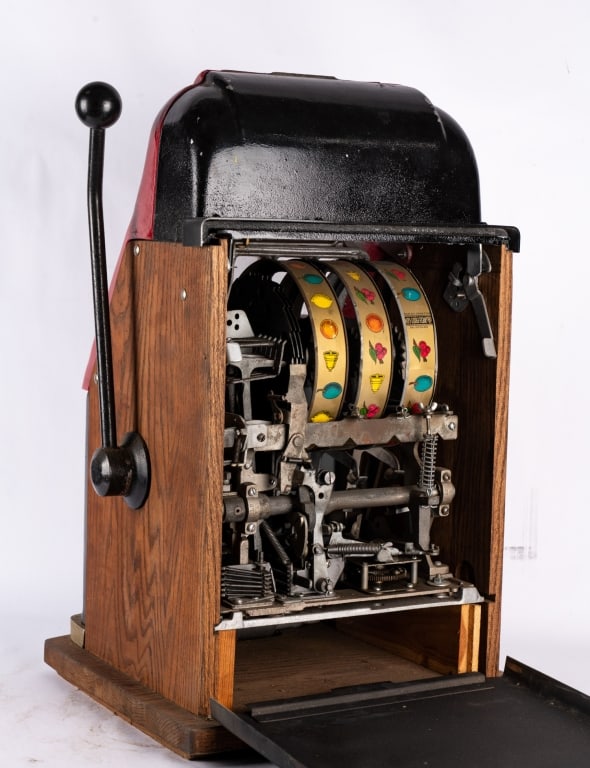 REPRODUCTION MILLS 25-CENT SLOT MACHINE - 8