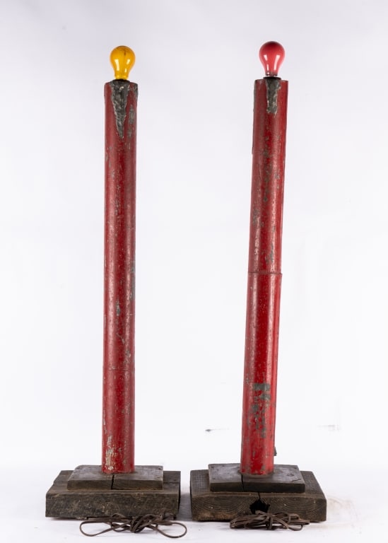 PAIR OF CASINO POST LIGHTS - 4