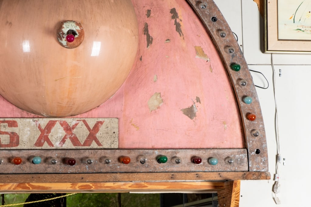 MONUMENTAL VINTAGE XXX ADVERTISING SIGN - 6