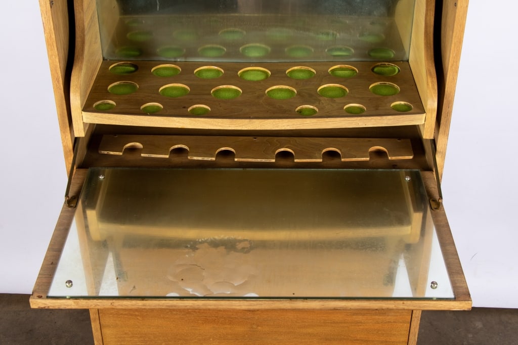MID-CENTURY MODERN BAR CABINET - 4