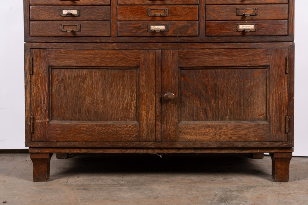 LIBRARY BUREAU SOLE MAKERS FILE CABINET - 4