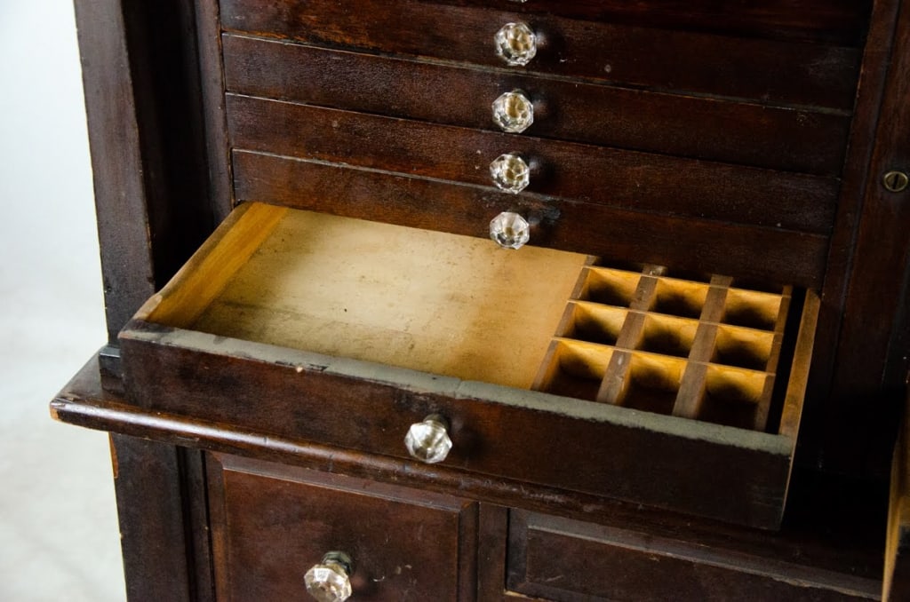 EARLY 20TH CENTURY MAHOGANY DENTAL CABINET - 14