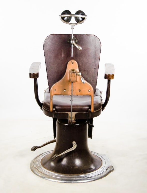 AMERICAN OPTICA CO. OPHTHALMIC CHAIR - 11
