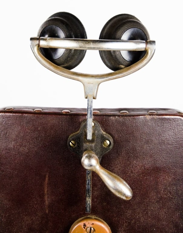 AMERICAN OPTICA CO. OPHTHALMIC CHAIR - 12