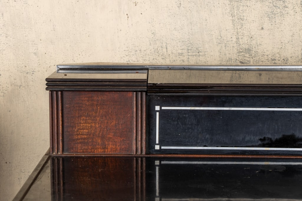 EARLY 20TH CENTURY ART DECO DENTAL CABINET - 4