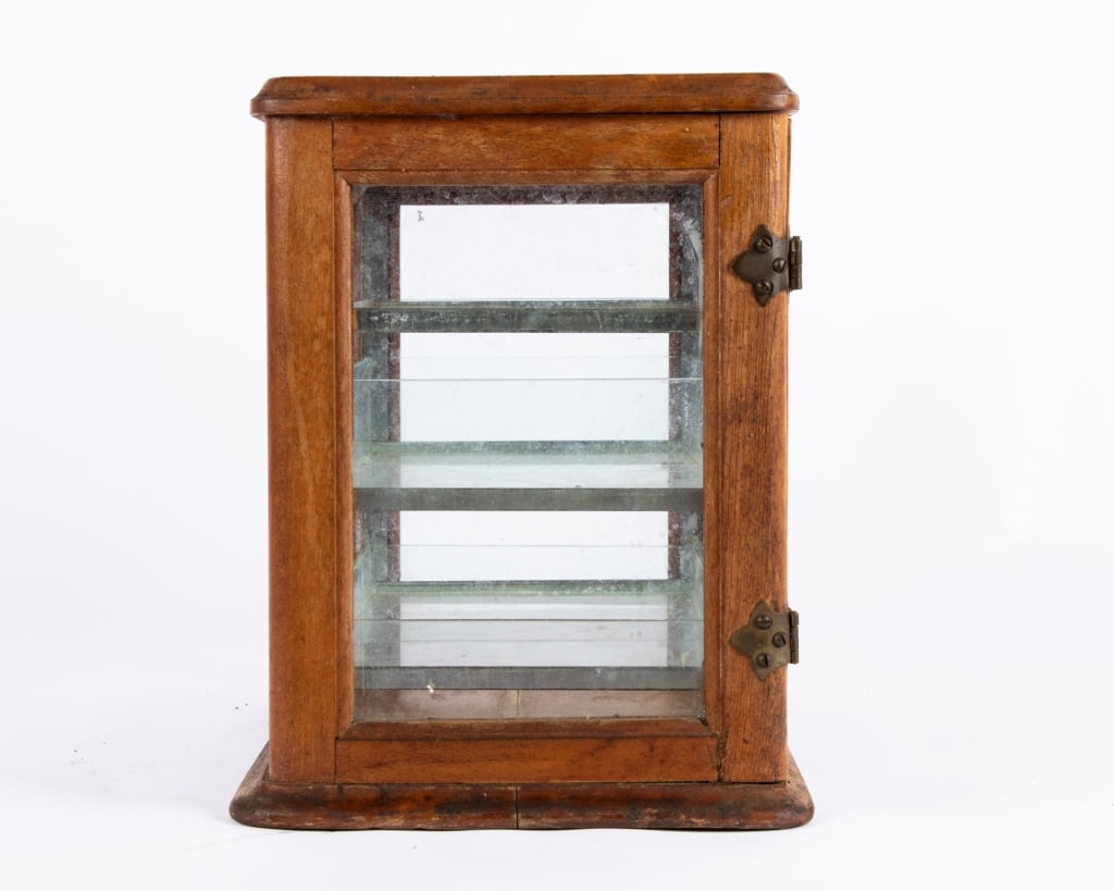 VINTAGE TABLETOP MEDICAL CABINET - 3