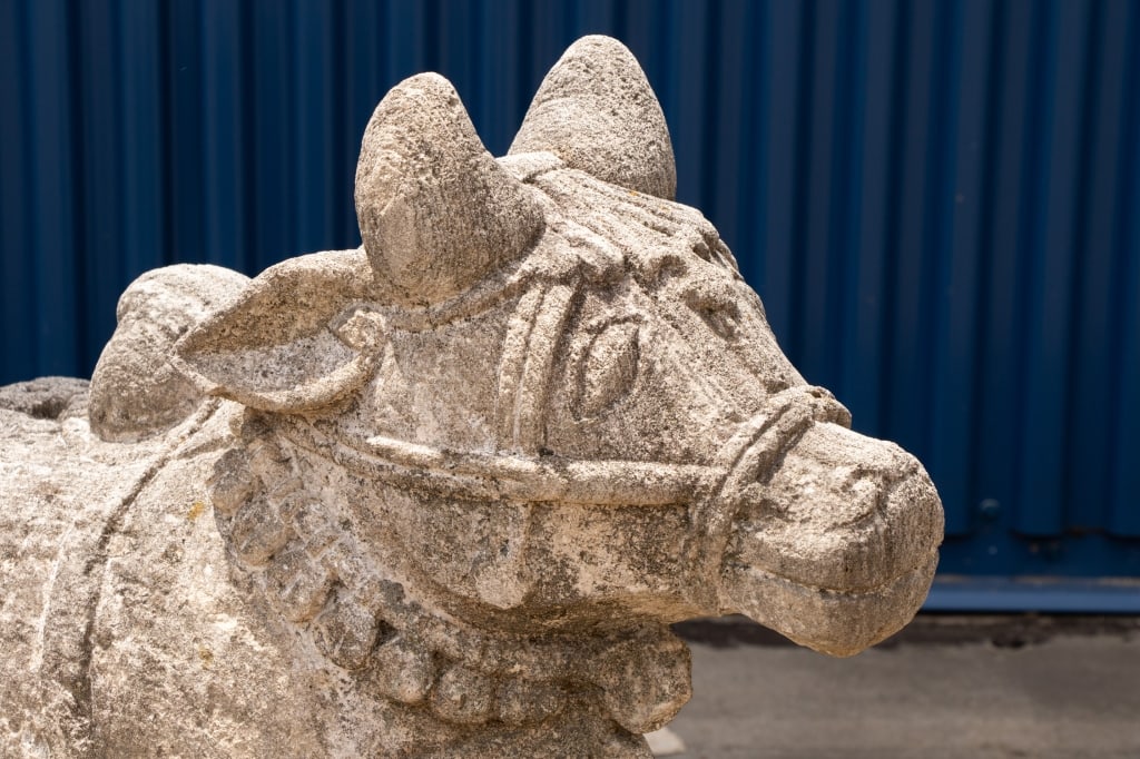 LARGE NANDI STONE SCULPTURE - 4